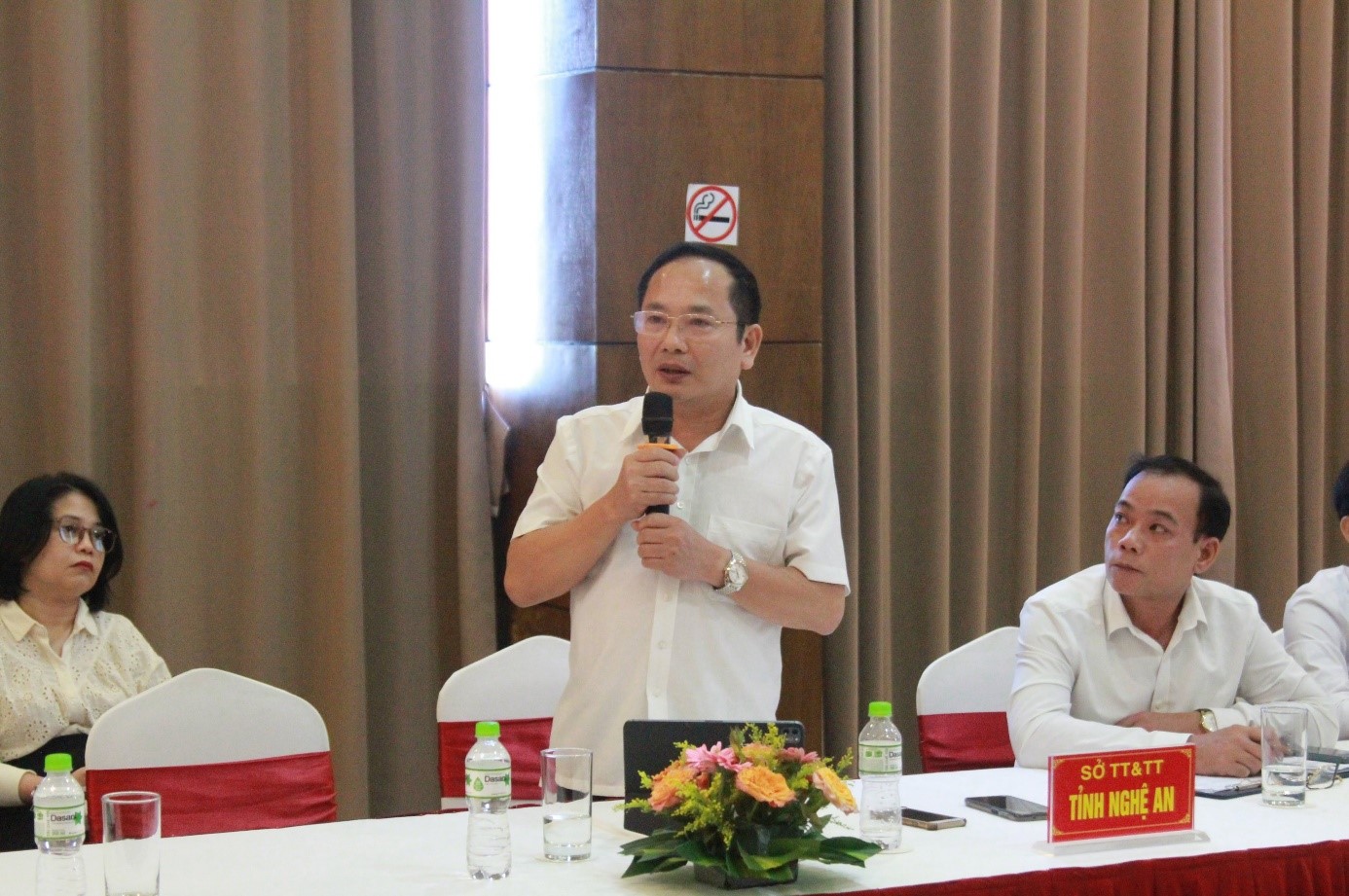Đồng chí Võ Trọng Phú – Phó Giám đốc Sở Thông tin và Truyền thông Nghệ An phát biểu tại Hội nghị